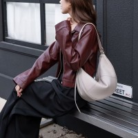 Women's Large Capacity Handbag - Elegant Full-Grain Crossbody Bag with Golden-Tone Hardware, Zipper Closure & Lining, Structured Round Top & Flat Base - Versatile Everyday Purse for Work, Travel, Formal Events (White/Red/Black) - Durable & Easy Maintenance, Wipeable Surface, Golden-Tone Hardware, Spacious Interior for Everyday Essentials, Casual to Formal Use, Bag for Women High Quality, Womens Shoulder Bag with Buckles, Luxurious Bag for Women,